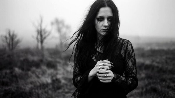 Very Slow Linear Dolly Forward