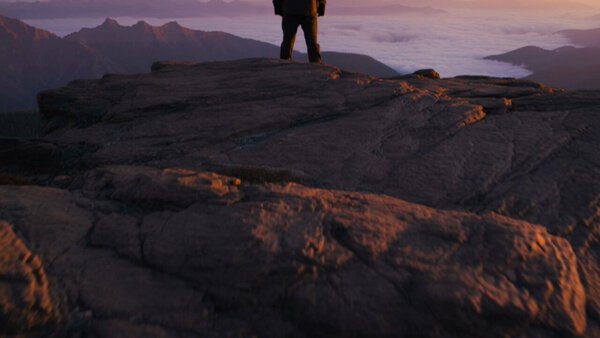 Crane Up Dolly In Fighters Clash