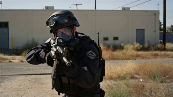 SWAT Officer Hostage Situation Resolution