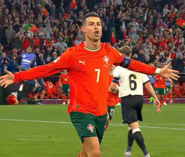 Epic Football Moments of the Best Player