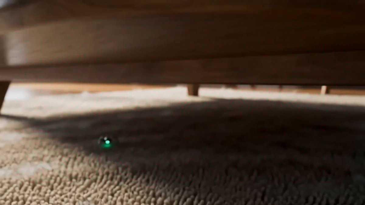 Nano Arachnid Drone Carpet Chase